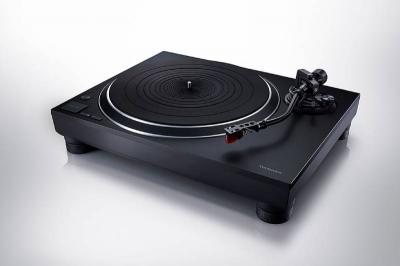 Technics Premium Class Direct Drive Turntable System in Silver - SL1500CK