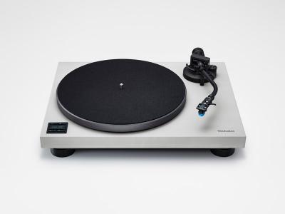 Technics Direct Drive Bluetooth Turntable - SL-40CPH