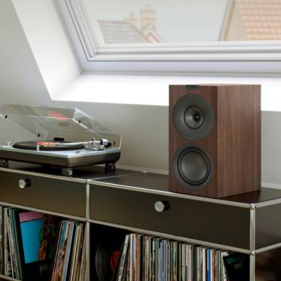 Bookshelf Speakers